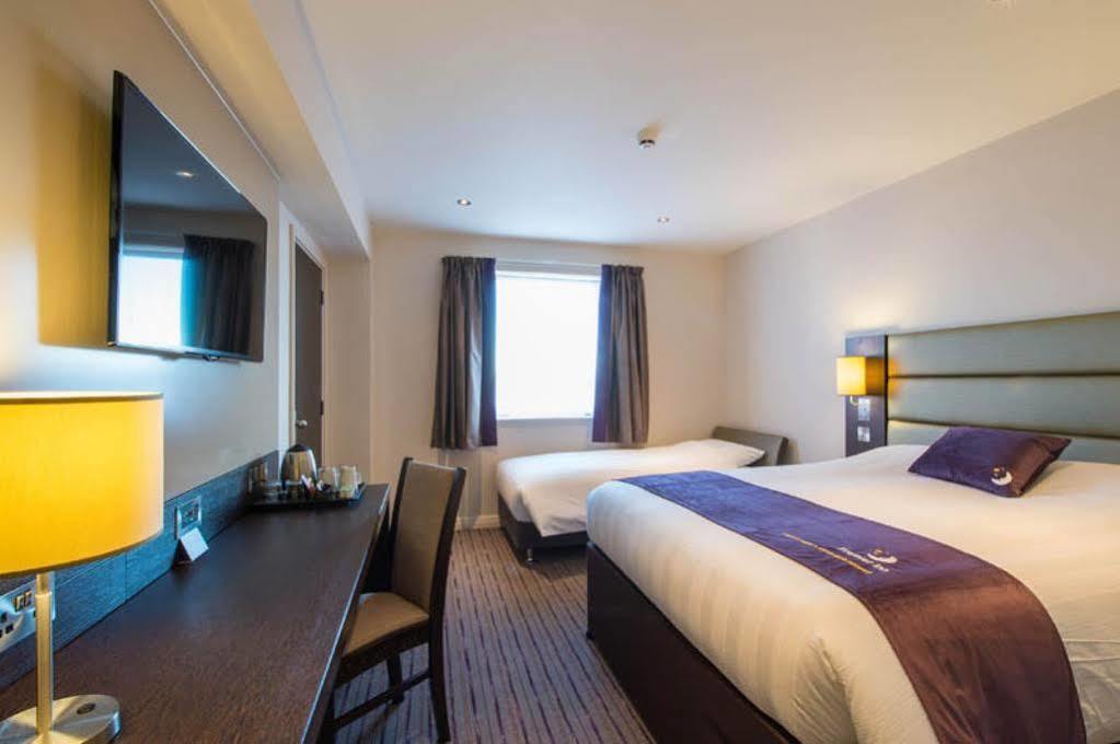 Premier Inn เฮล ภายนอก รูปภาพ
