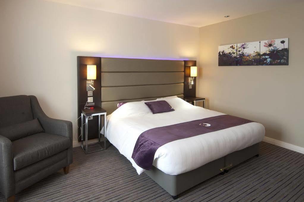 Premier Inn เฮล ภายนอก รูปภาพ
