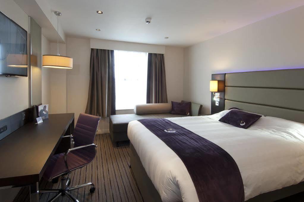 Premier Inn เฮล ภายนอก รูปภาพ