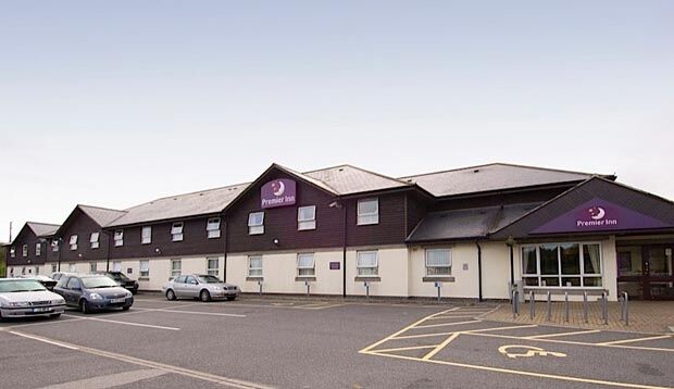 Premier Inn เฮล ภายนอก รูปภาพ